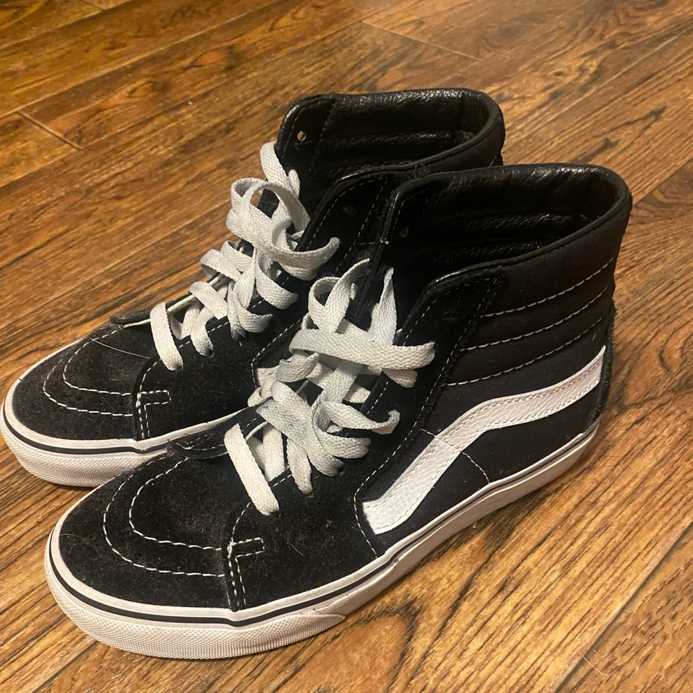 Black High Top Vans / Size - 4.5 / Black